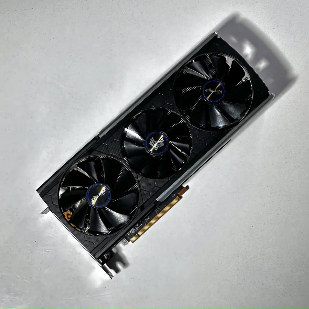 قیمت و خرید کارت گرافیک RX 5700 XT Nitro Plus Sapphire